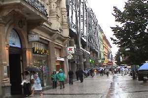���s�X