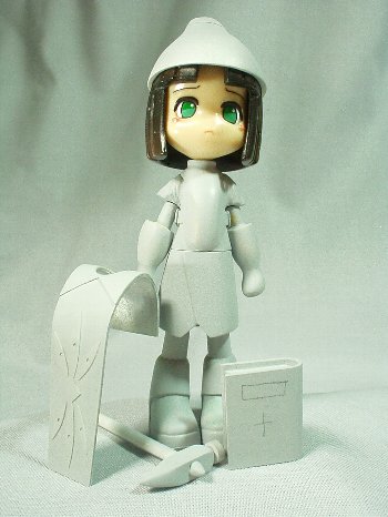 胸の装甲はよーく磨いて金属仕上げにしていただきたいところ