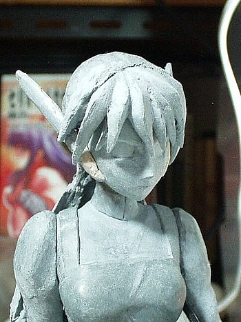 素材はファンドです。アンテナ基部は木部用エポパテ