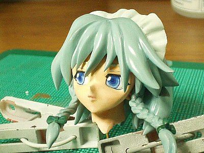 先にトップコートで肌の艶を消したのだった