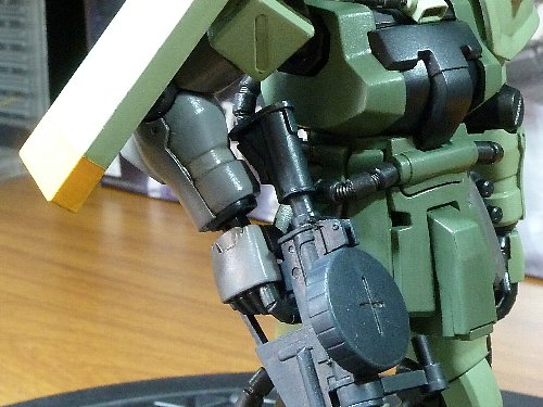 グレー塗装は単調になりがちで難しい