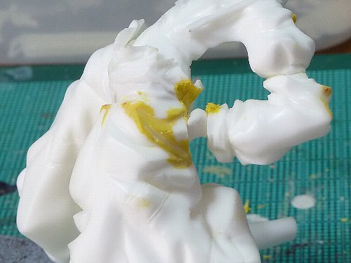 ポリパテは扱いにくいのう