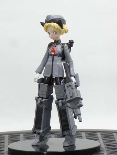 とても古いフィギュアだけどバランスがかっこいいのだ