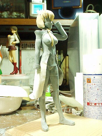 黄色い部分はタミヤのエポパテです