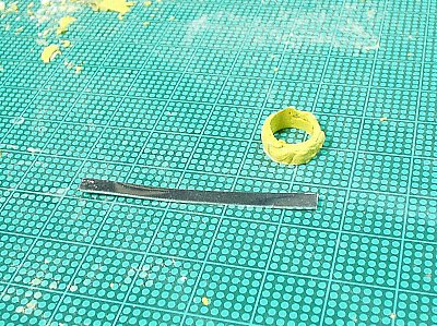 ここはエポキシパテでも良かったかもしれん